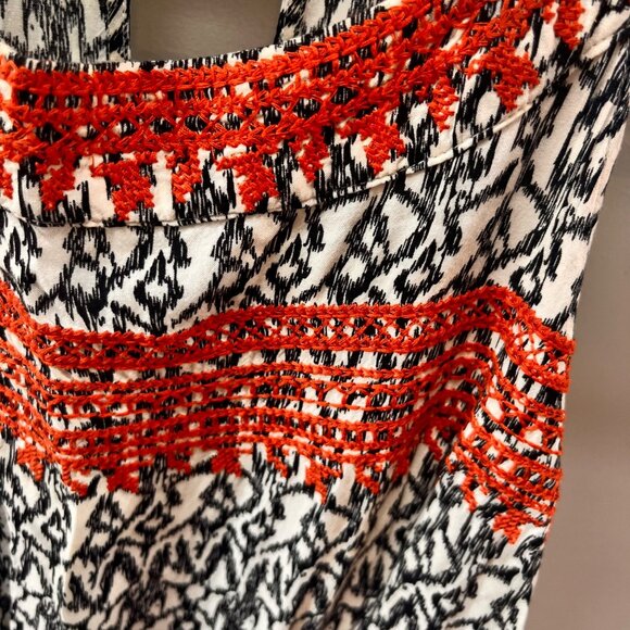 Black & White Sleeveless Maxi Dress With Red Crochet Detail By THML - Picture 3 of 5